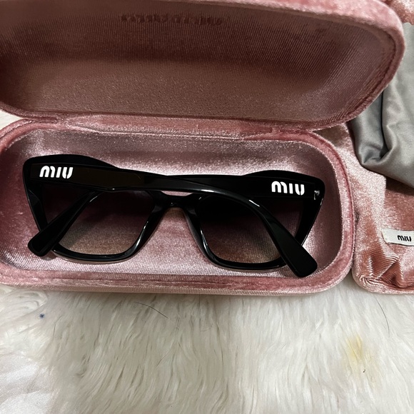 #SOLD#. Miu Miu Glasses Frames w/ Case, Gold Glitter Oversized Sunglasses - Picture 4 of 9